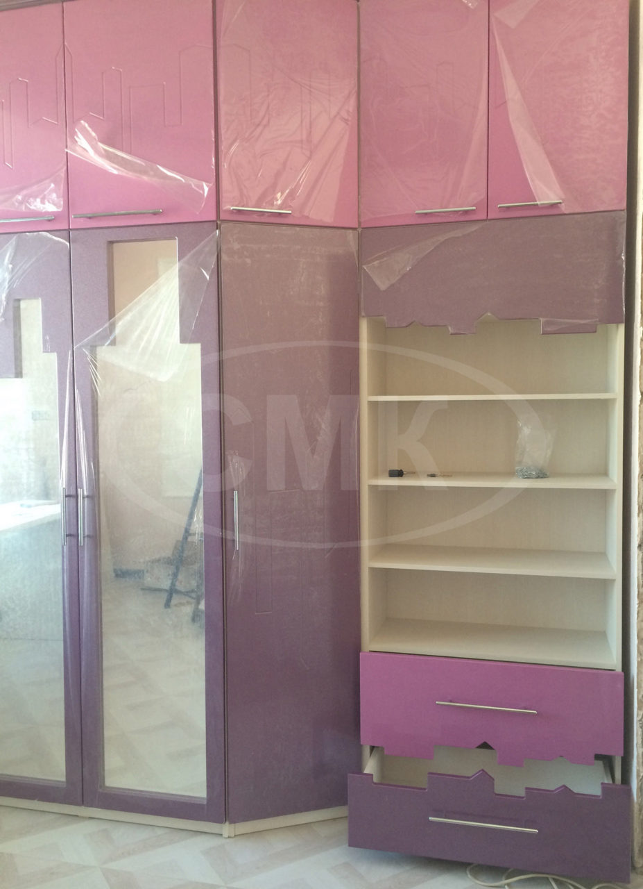 Шкаф и стеллаж (сиреневый и розовый) на заказ
