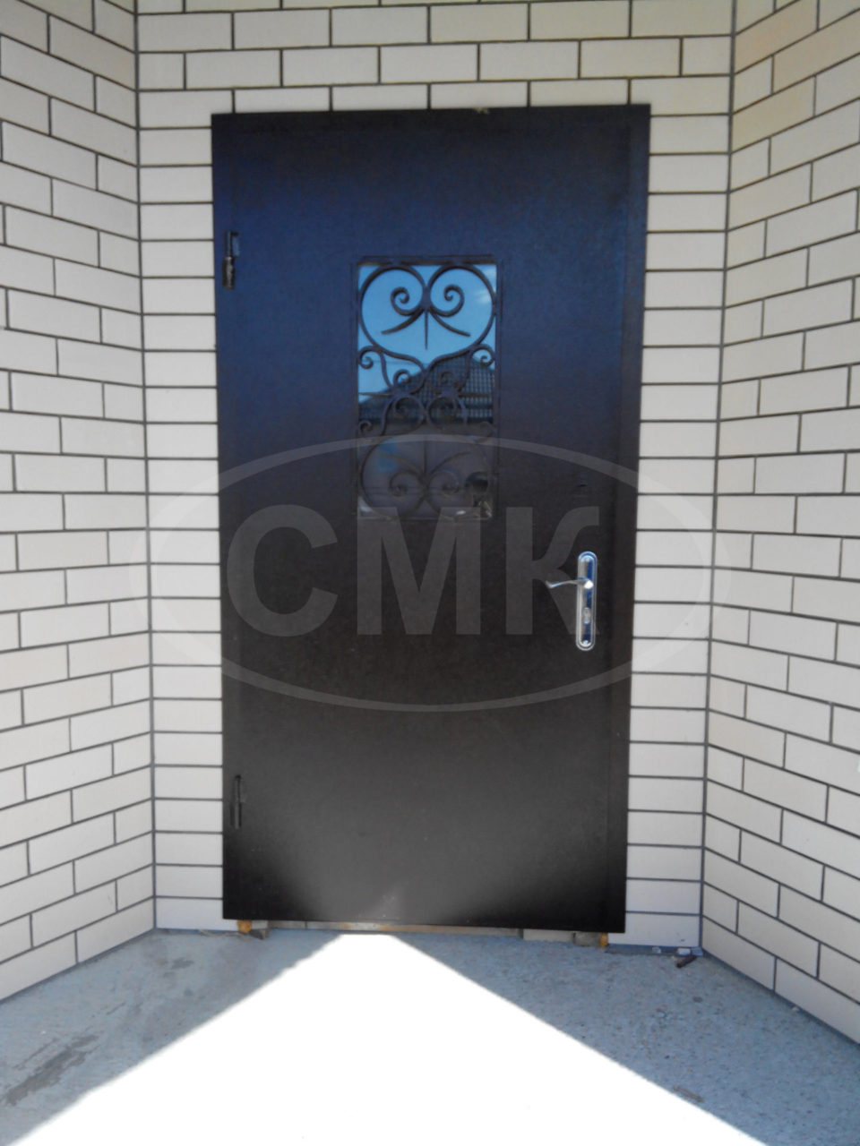 Дверь металлическая с ковкой изготовление по размерам  заказчика.